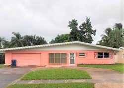 Siesta Dr, Sarasota - FL