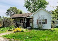 S 8th St, Marshall - IL