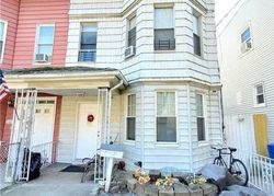 Park Ln S, Woodhaven - NY