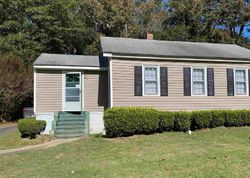 Ridgeland Dr, Sandersville - GA