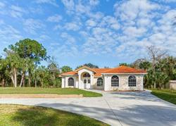 12th Ave Ne, Naples - FL
