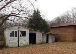 E 2nd Ave, Mount Gilead - NC