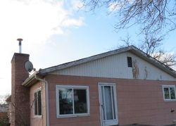 N 13th St, Montague - CA