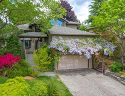 Orchard Hill Ln, Lake Oswego - OR