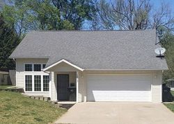 1st Ave E, Oskaloosa - IA