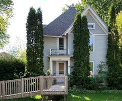 N Iowa St, Charles City - IA