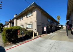 Fairfax St Apt E, San Rafael - CA