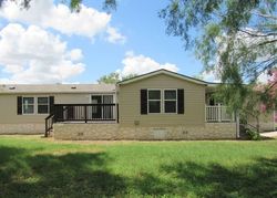 Fern Hollow Dr, Jourdanton - TX