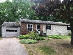 Eagle Park Dr, Colchester - VT