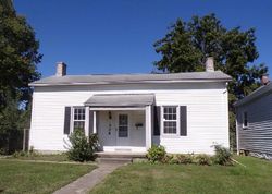 E 41st St, Latonia - KY