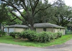 Spruce St, La Marque - TX