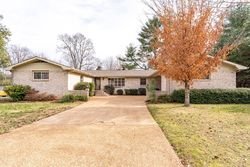 Valleybrook Cir, Hixson - TN