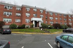 State St Apt 304, Hamden - CT