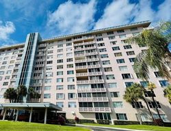 Hillcrest Dr Apt 1014, Hollywood - FL