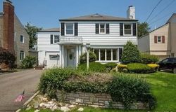 Franklin Ave, Malverne - NY