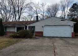 Ivanhoe Dr, West Bloomfield - MI