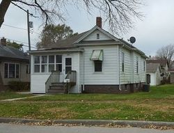 Chartres St, La Salle - IL