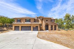 Stowell Ranch Cir, Corona - CA