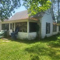 S 16th St, Herrin - IL
