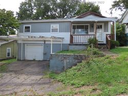 Valley View Ave, Saint Albans - WV