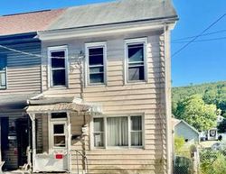 W Main St, Tremont - PA