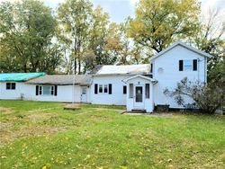 Linden St, Avon - NY