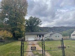 Starling Dr, Charleston - WV