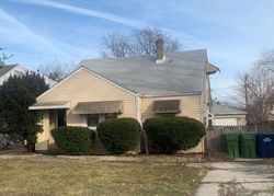 S Mozart Ave, Evergreen Park - IL