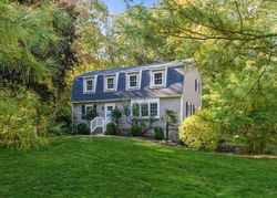 Foxwood Rd, Guilford - CT
