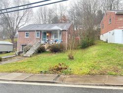 Ewart Ave, Beckley - WV