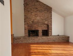 Bovington Ln, Fayetteville - NY