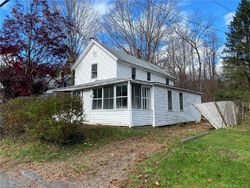 Cottage St, New Hartford - CT