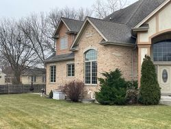 S Deborah Ln, Mount Prospect - IL