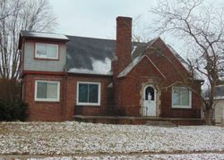 S Grove St, Standish - MI