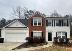 Crestbend Ln, Powder Springs - GA