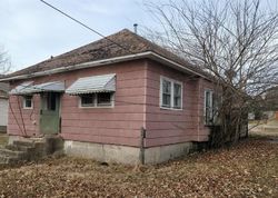 E Oak St, West Frankfort - IL