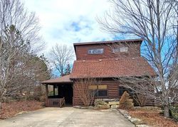 Black Bear Way, Hollister - MO