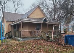 S Grant St, Oblong - IL