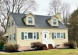 Cedar Dr, Hopewell - NJ