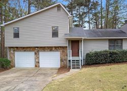 Pine Knotch Dr, Douglasville - GA