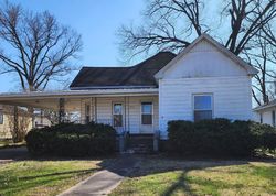 W Parker Ave, Chaffee - MO
