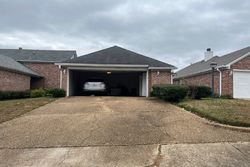 Chastain Dr, Jackson - MS