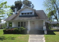 Dobbs St, Hertford - NC
