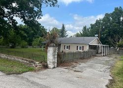 4th St, Portage Des Sioux - MO