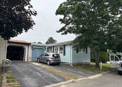 Village Cir W Unit 148, Manorville - NY