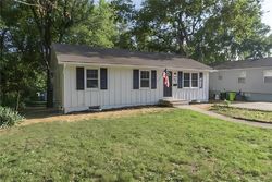E Chestnut St, Harrisonville - MO