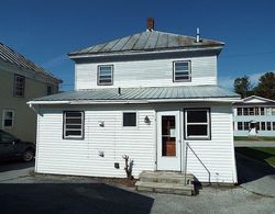 Thomas St, Richford - VT