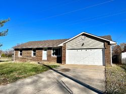 Prairie Dr, Columbus - IN