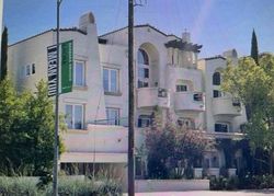 Burbank Blvd Apt 107, Van Nuys - CA