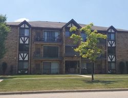 71st Ct Apt 3a, Tinley Park - IL